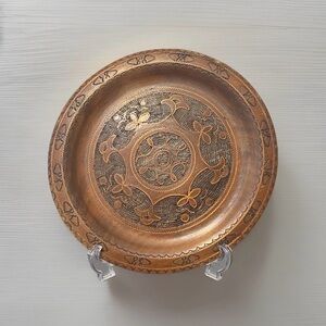 Vtg Hand Carved Decorative Plate Ornate Folk Art Copper Details Rustic Heritage